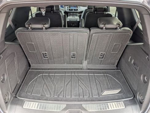 Used 2023 Chevrolet Tahoe Z71 w/ Z71 Off-Road Package image 14