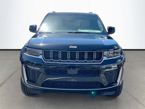 New 2026 Jeep Grand Cherokee Limited image 2
