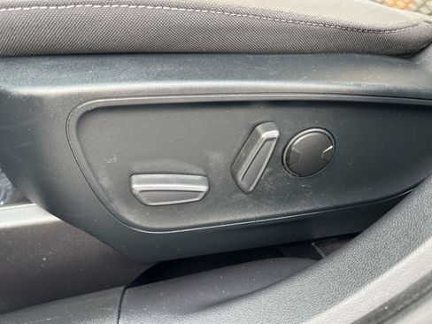 Used 2020 Ford Escape SE FWD image 14