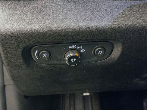 Used 2020 Chevrolet Traverse LT AWD/4WD image 17