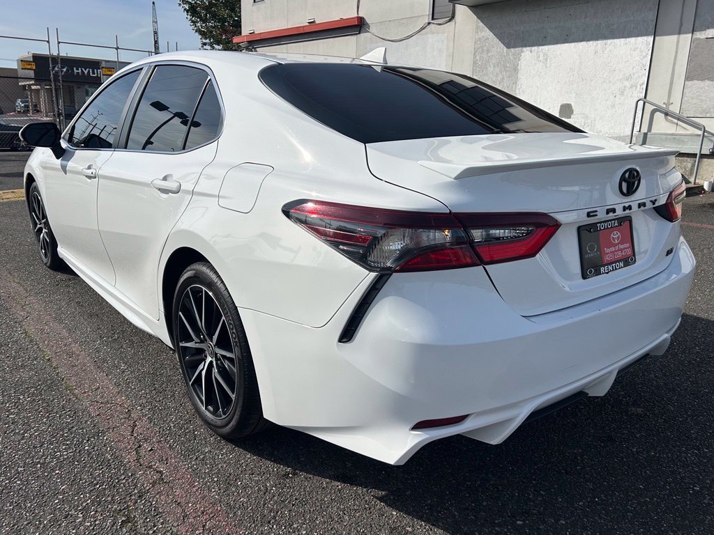 Certified 2024 Toyota Camry SE w/ Cold Weather Package FWD image 7