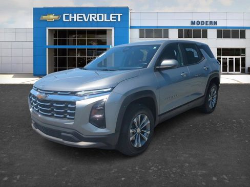 Used 2026 Chevrolet Equinox LT FWD image 1