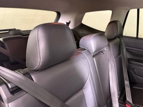 Used 2018 Volkswagen Atlas SEL AWD/4WD image 27