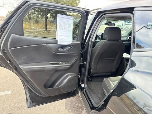 Used 2025 Chevrolet Blazer LT image 16
