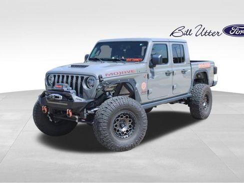 Used 2020 Jeep Gladiator Mojave AWD/4WD image 1
