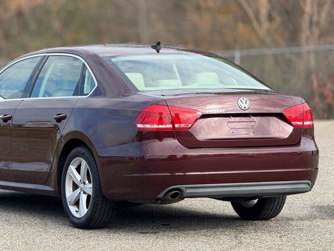 Used 2012 Volkswagen Passat 2.5 SE image 16