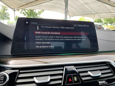 Used 2017 BMW 530i RWD image 31