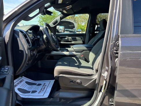 Used 2022 RAM 1500 Big Horn AWD/4WD image 17