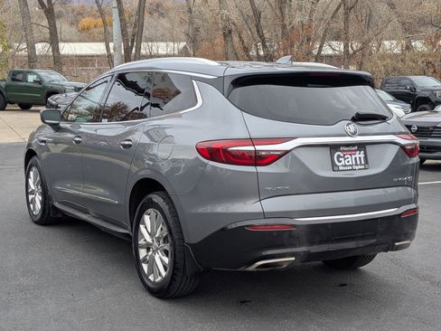 Used 2018 Buick Enclave Essence w/ LPO, Luxury Package image 8