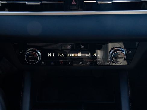 Used 2025 Mitsubishi Outlander SEL Black Edition image 15