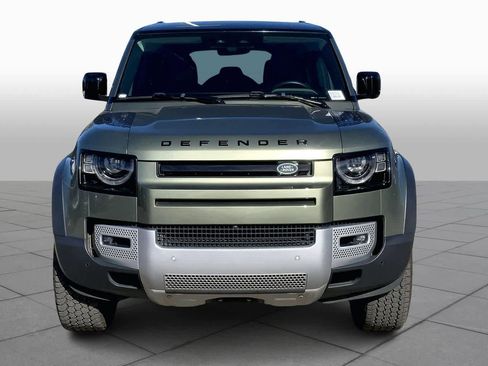 Used 2021 Land Rover Defender 110 SE image 3