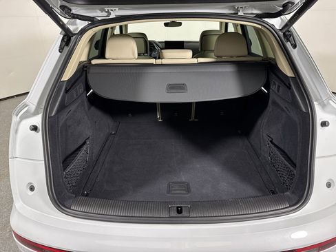 Used 2023 Audi Q5 2.0T Premium w/ Convenience Package image 35