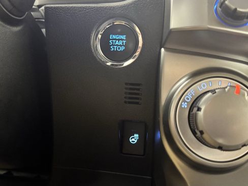 Used 2024 Toyota 4Runner SR5 Premium AWD/4WD image 30
