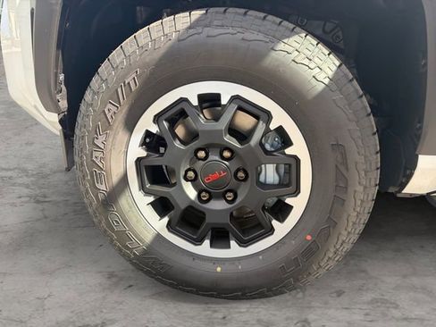 New 2026 Toyota 4Runner TRD Off-Road Premium AWD/4WD image 9