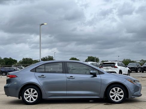 Used 2026 Toyota Corolla LE FWD image 3
