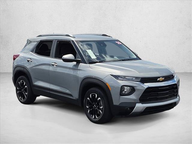 Used 2023 Chevrolet TrailBlazer LT FWD image 3