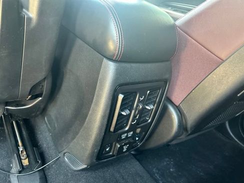 Used 2023 Dodge Durango GT RWD image 41