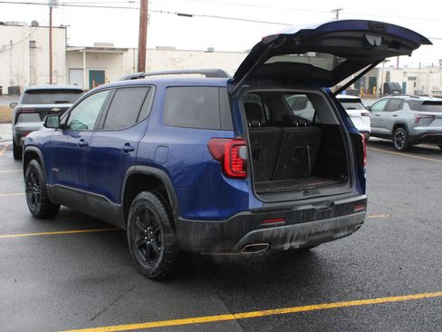 Used 2023 GMC Acadia AT4 w/ Preferred Package image 7