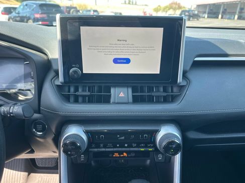 Used 2025 Toyota RAV4 XLE w/ Convenience Package AWD/4WD image 12
