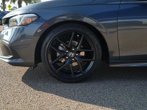 Used 2024 Honda Civic Sport image 12