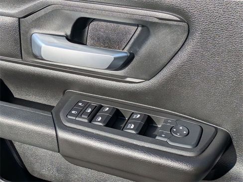 Certified 2025 RAM 1500 Tradesman w/ Night Edition image 13