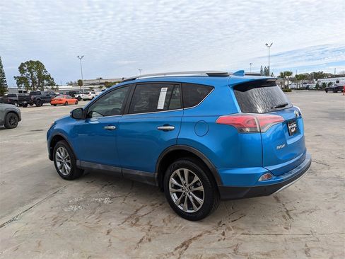 Used 2017 Toyota RAV4 Limited image 7