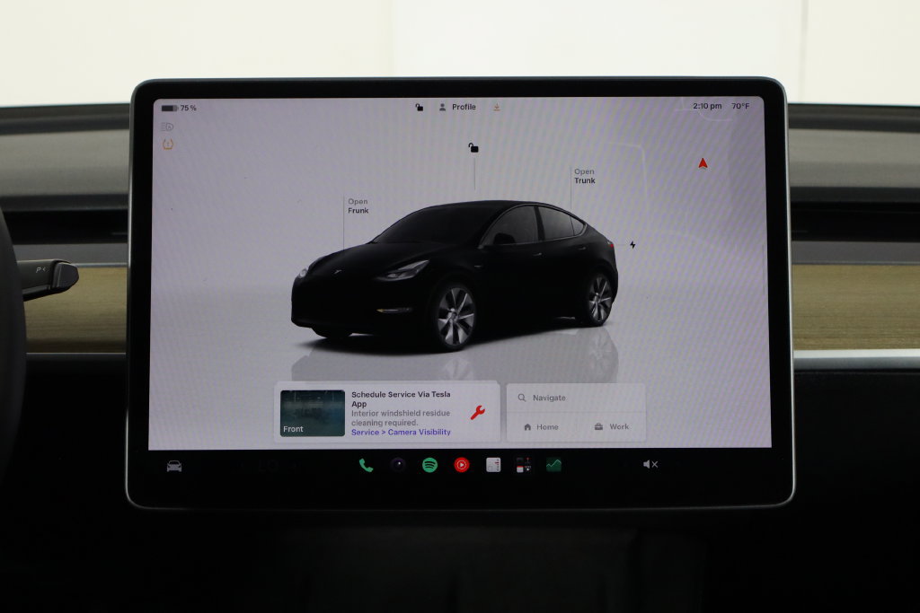Used 2023 Tesla Model Y 2WD image 23