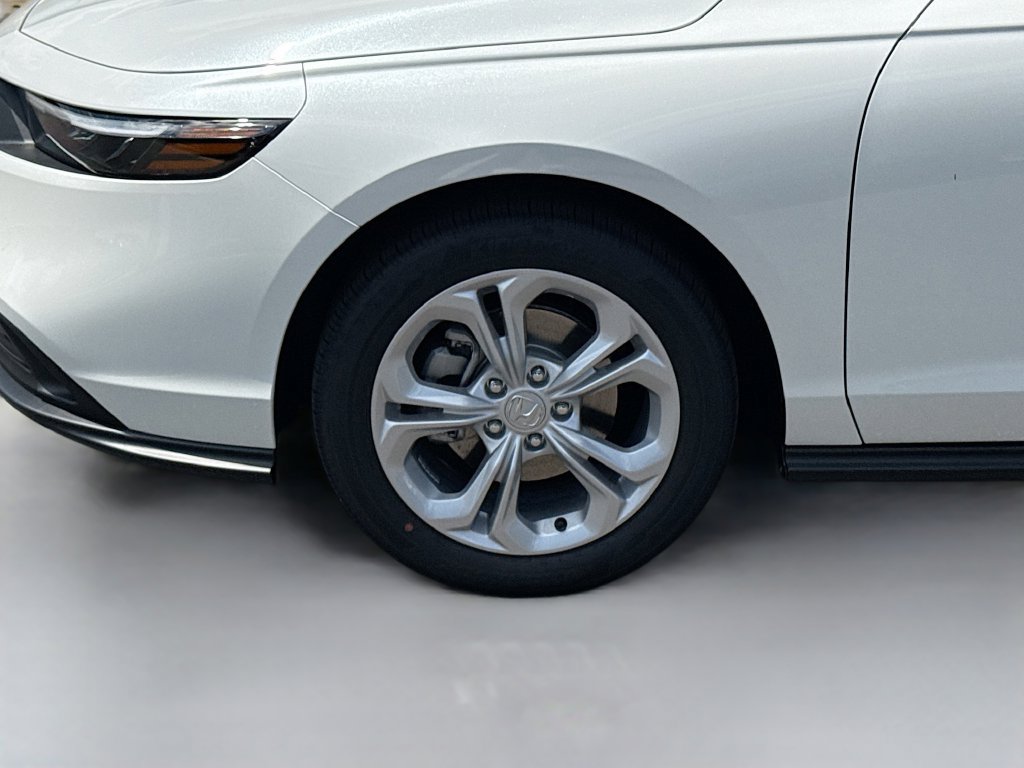 New 2026 Honda Accord LX image 32
