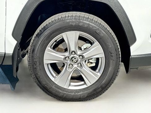 Certified 2025 Toyota RAV4 XLE w/ Convenience Package FWD image 32