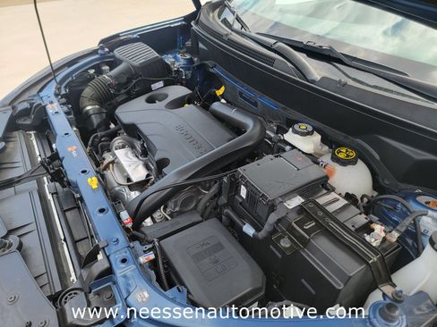 Used 2024 Chevrolet Equinox LT FWD image 35