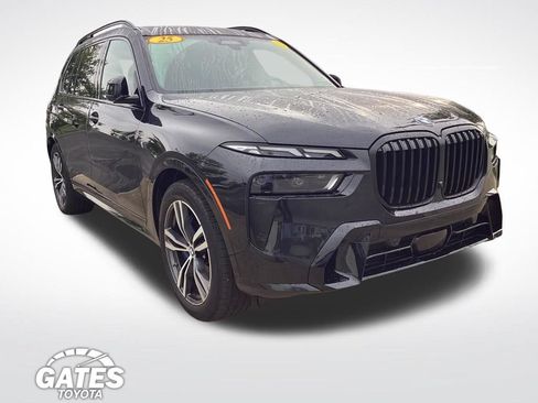 Used 2025 BMW X7 xDrive40i w/ Executive Package AWD/4WD image 1