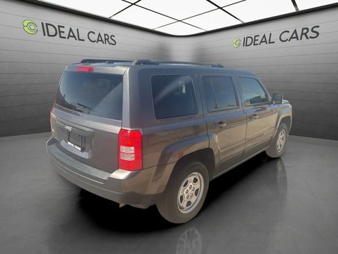 Used 2016 Jeep Patriot Sport w/ Power Value Group AWD/4WD image 5