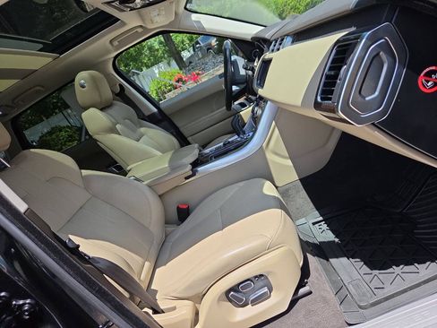 Used 2014 Land Rover Range Rover Sport HSE AWD/4WD image 26