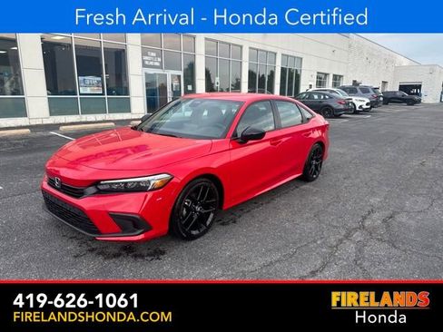 Used 2024 Honda Civic Sport image 2
