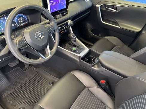 Used 2024 Toyota RAV4 XSE w/ Advanced Technology Package image 9