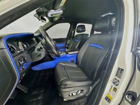 Certified 2021 Rolls-Royce Cullinan Black Badge image 21