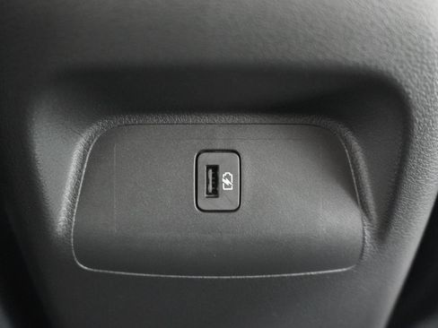 Used 2025 Nissan Sentra SR w/ Midnight Edition FWD image 31
