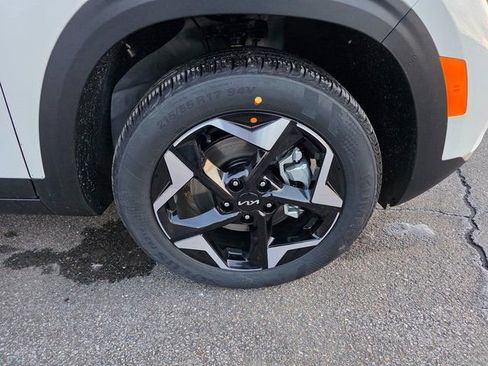 New 2026 Kia Seltos S image 11