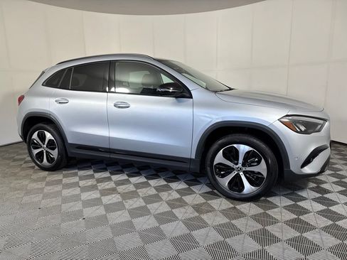 Certified 2026 Mercedes-Benz GLA 250 4MATIC image 9