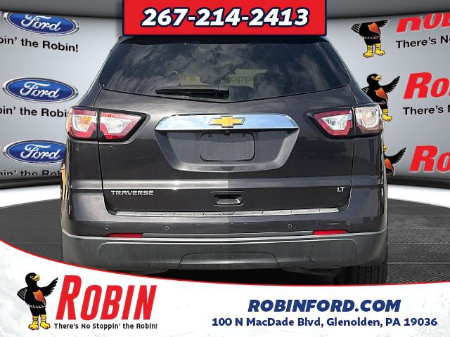 Used 2017 Chevrolet Traverse LT w/ Style and Technology Package FWD image 6