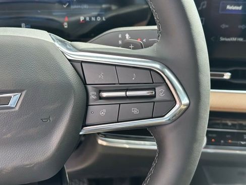 New 2026 Chevrolet Equinox ACTIV AWD/4WD image 5