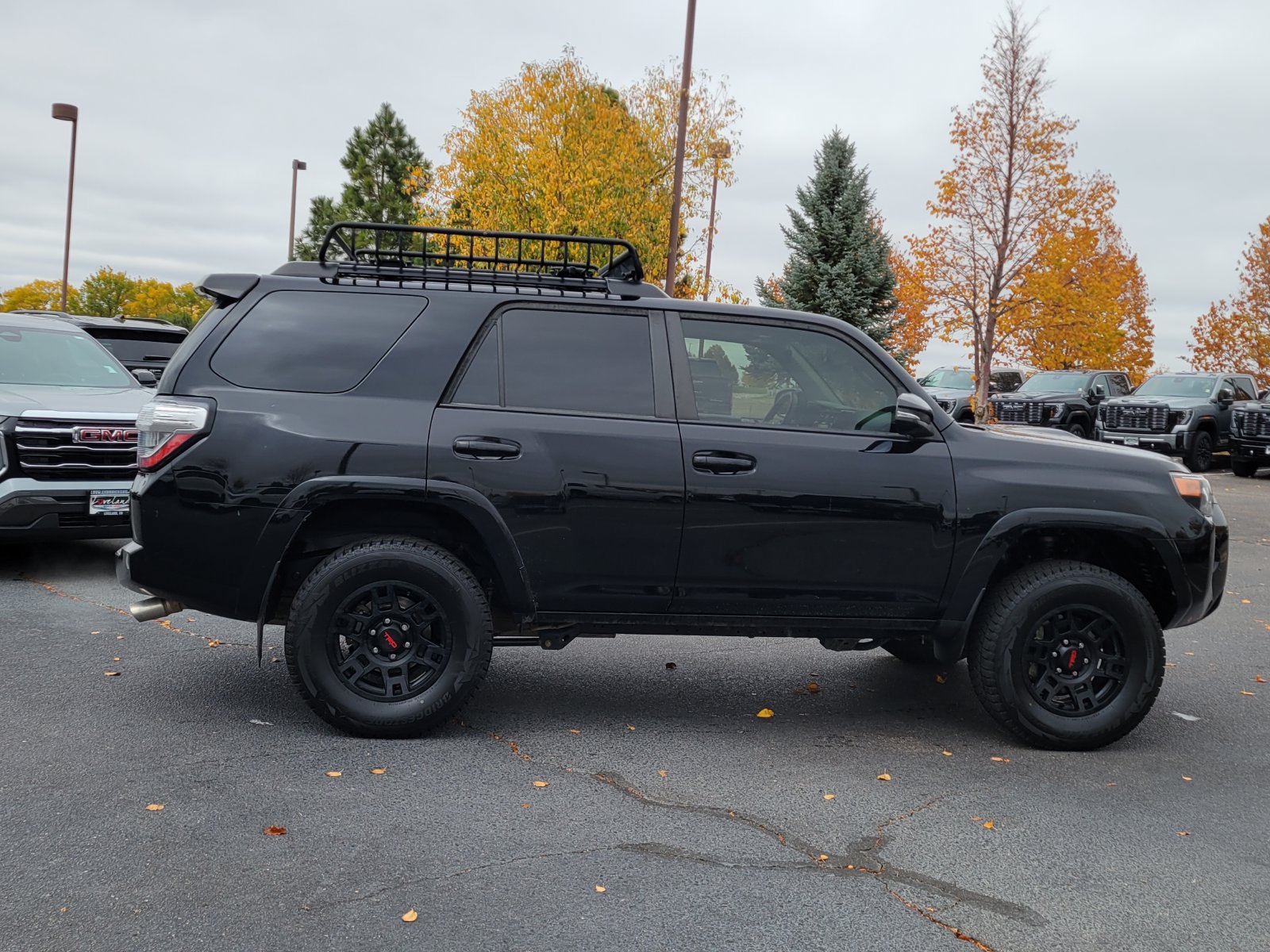 Used 2021 Toyota 4Runner Venture w/ Moonroof Package AWD/4WD image 2