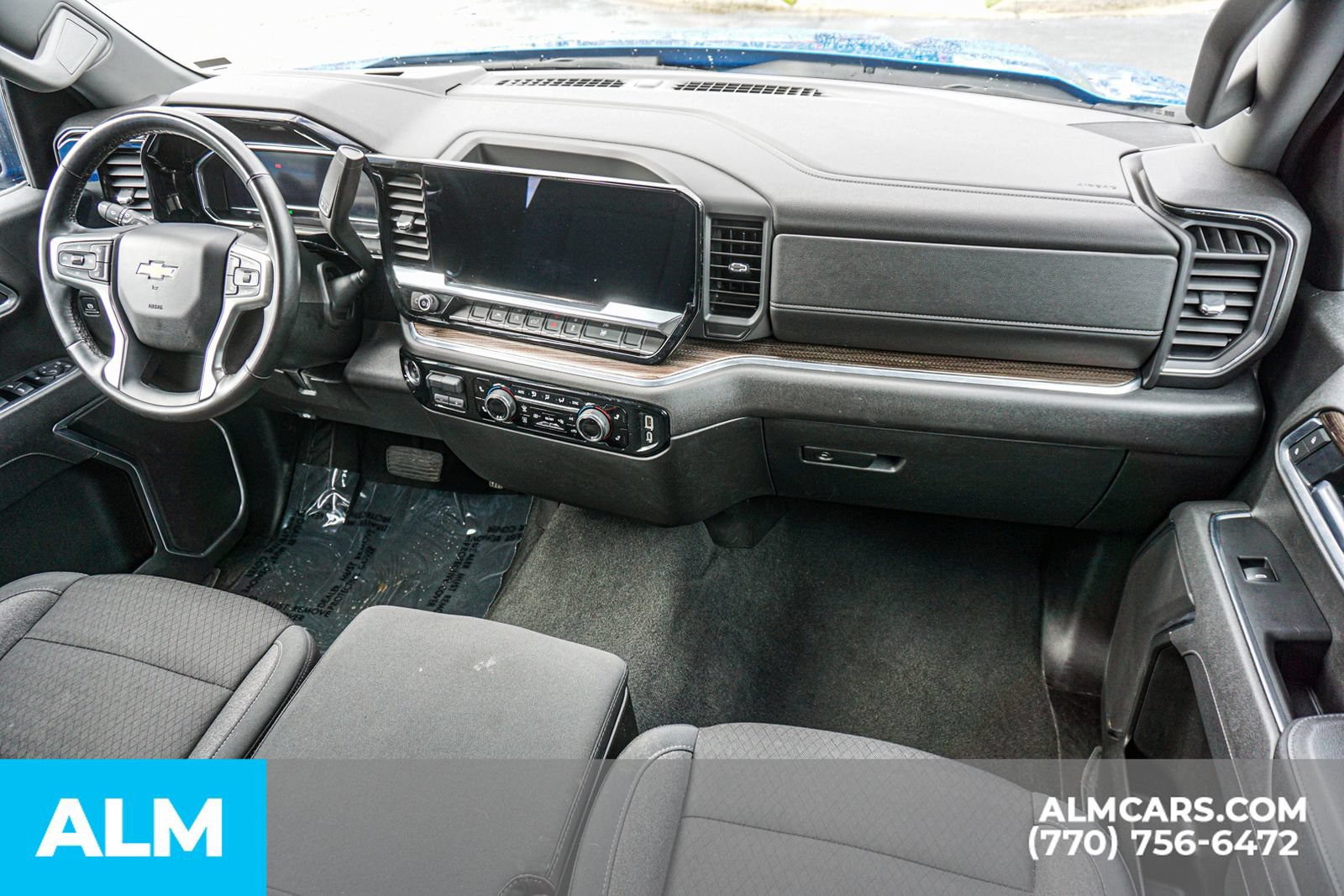 Used 2025 Chevrolet Silverado 1500 LT RWD image 25