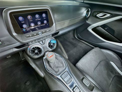 Used 2023 Chevrolet Camaro SS RWD image 8