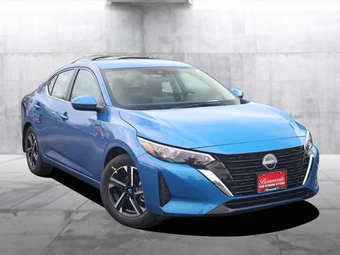 New 2025 Nissan Sentra SV image 2