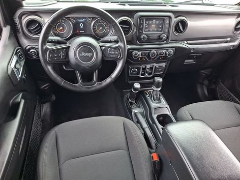 Used 2021 Jeep Gladiator Sport AWD/4WD image 12