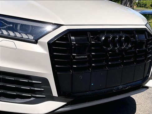 Used 2021 Audi Q7 3.0T Prestige w/ Prestige Package AWD/4WD image 32