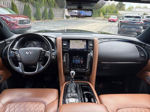 Used 2021 INFINITI QX80 Premium Select AWD/4WD image 12