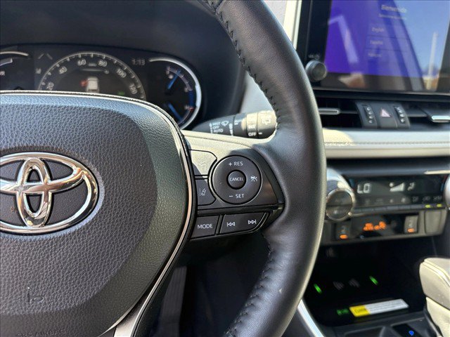 Certified 2025 Toyota RAV4 XLE Premium AWD/4WD image 19