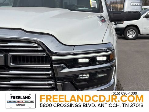 New 2026 RAM 2500 Laramie AWD/4WD image 9